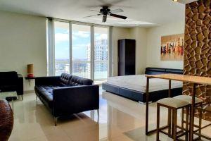 Luxury Apartments at 50 Biscayne, Miami