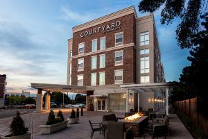 Courtyard Downtown Hotel, Rochester