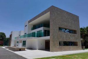 Departamento Lujo a 5 min Volkswagen y Finsa, Cancha Padel Pista Trote Apartments, Puebla