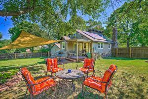 Historic Cottage 7 Mi to Table Rock Lake!, Branson