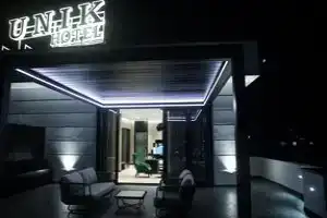 Hotel Unik, Tirana