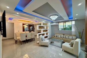 Luxury 4 Bedrooms Penthouse, Santiago