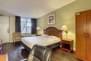 Stayable Orlando at Florida Mall, Orlando