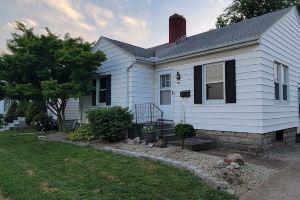 Great Location - 3 miles to Cedar Point Park, 2.8 miles to CP Sports Force Park Hotel, Sandusky