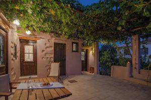 Marthas DeLight Rooms, Chania Town