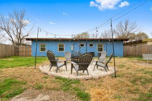 Home Away From Home in Central DFW Apartments, Irving