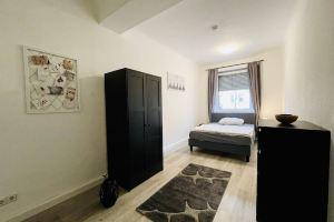 Newly Furnished Beautiful Apartment in the Center with Smart TV, Stuttgart