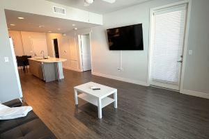 Lovely 1 bedroom apartment +pool access, Irvine