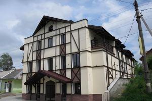 Complex Zolota Pidkova Hotel, Zolochiv