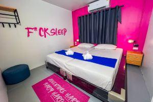 Slumber Party Phi Phi Hotel, Phi Phi Island