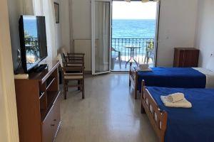 Dimitra Rooms, Paralio Astros