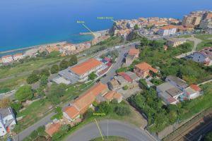 Casa Romano 2 Bed 2 Bath Apartment in Center, Pizzo
