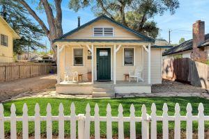 UNDER THE OAKS-Hot Tub & Walk Downtown Hotel, Paso Robles