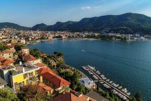 Heavenly Terrace - Hot Tub & the best view on Lake! Hotel, Como