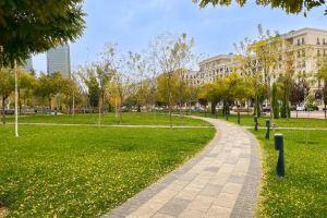 Apartment with direct access to CITY MALL, Central Park, Hilton Hotel, Chorsu Bazaar!, Tashkent