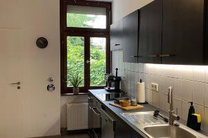 Zimmer mit Stuck in Co-Living Apartment Liebig54, Frankfurt am Main