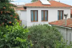 Castle Home Apartments, Kavala