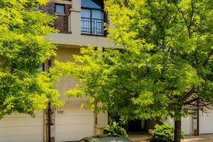 Chicago Townhome Apartments, Chicago