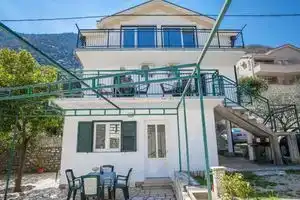 Charming Seaside Escape in Kotor Hotel, Donje Stolivo
