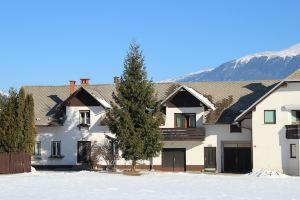 Tranquil Apartment in with Garden, Bled