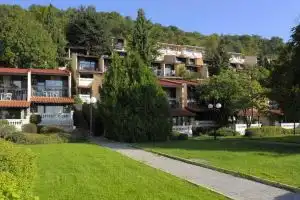 Hotel Holiday Village, Elenite