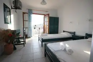 Mimoza Studios, Skiathos Town