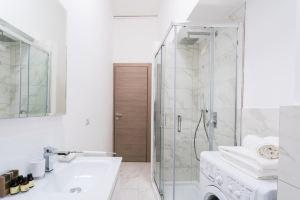 Co-C933-Ggar24a2 - Central Modern Apartment, Como