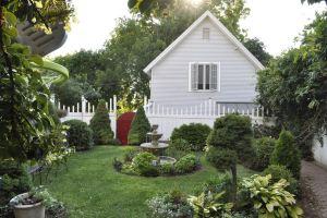The Garden Studio, nestled in Downtown, Burlington