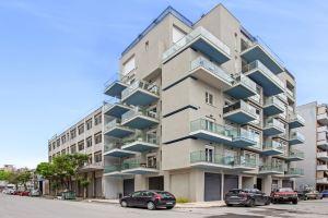 Sanders Old Port - Cute 1-Bdr. Apt. w/ Balcony Apartments, Thessaloniki
