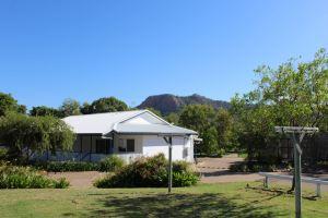 QCWA Kissing Point Units Hotel, Townsville