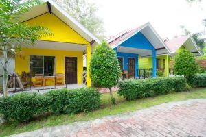 Charoenpol Village, Samet Island