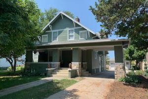 Prairie Graceland - Short Term Rental in's Historic East Campus District, Lincoln