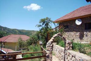 Гостевой дом Chimgan Apple Garden, Chimgan