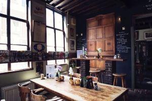 Cafe Restaurant Hotel de Mug