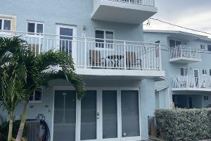 Ocean Side Townhouse, Pools, Marina, Lagoon, Tennis Pickle ball, Security, Key Largo
