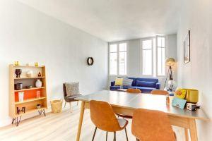 Stunning 2 Bed, All New in Gracia Neighborhood Hotel, Barcelona