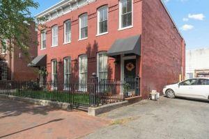 Cupid's Hideout Hotel, Richmond