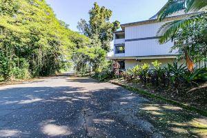 Waiakea Villas Gem. Shared Pool & Private Balcony!, Hilo