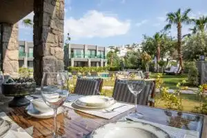 Luxurious with Private Pool B2 Hotel, Guendogan