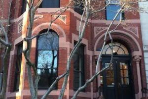 Beautiful Back Bay Duplex Hotel, Boston