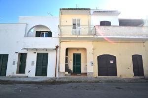 Alba Two-Room Air-Conditioned Holiday Home for 4 Guests, Torre Dell'Orso