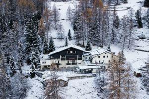 Waldhotel Fletschhorn Panoramic Retreat in Saas Fee, Saas Grund