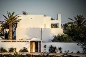 Magnificent Villa of Exception Tourist Zone and Close to the Beaches, Midoun