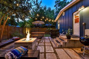 The Eastside Lodge, Austin