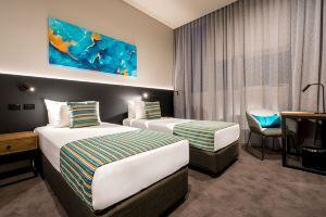 Elite Hotel, Gold Coast