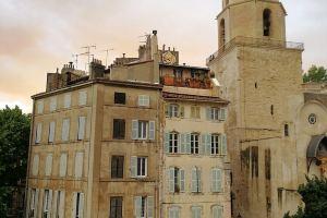 Charming T2 in the heart of, between the Panier and the Old Port Hotel, Marseille