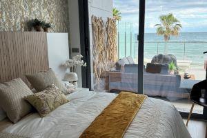 MAJESTIC LUXURY VILLA OVERLOOKING THE SEA,.IN FIRST LINE BEACH!!!, Alicante