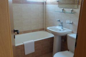403 Apartment Carisa Artemis Court, Larnaka