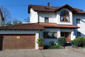 Apartment Aachblick DG with 2 bedrooms, Uhldingen-Muehlhofen