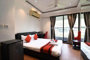 HOTEL BALLYGUNGE LUXURY, Kolkata
